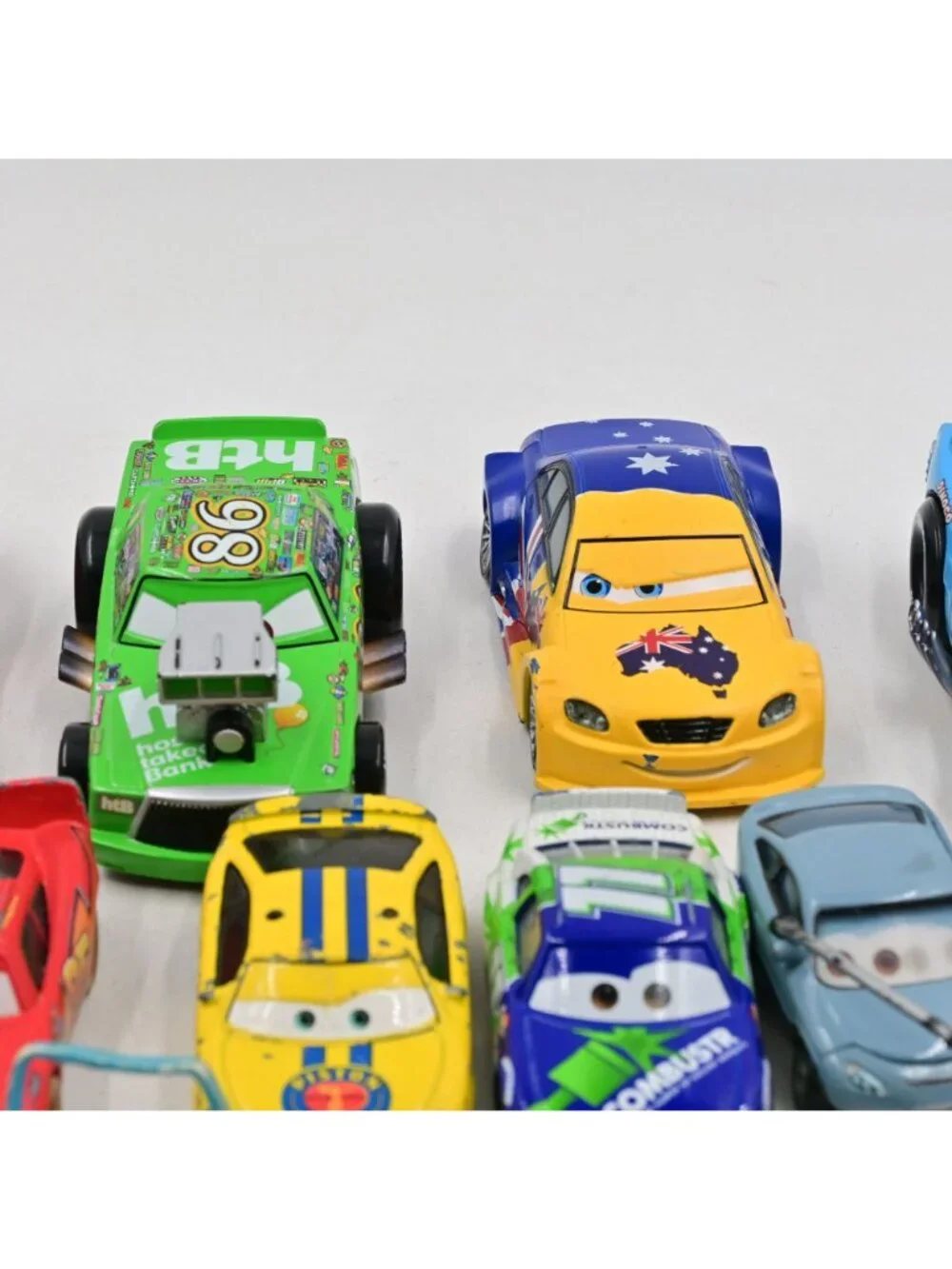 Disney Pixar Cars Diecast Lot of 25 Mattel 1:55 Lightning McQueen Mater King
